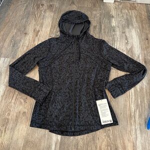 NEW! Lululemon Hooded Define Jacket *Nulu
Intertwined Camo Deep Coal Multi sz 14